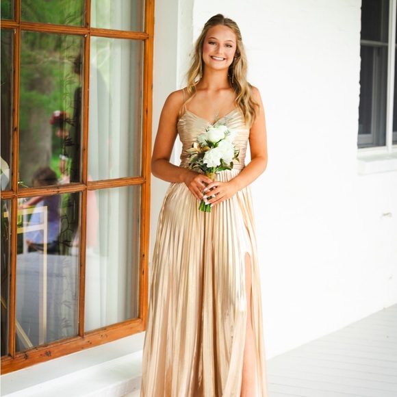 Meet your Posher, Lila - Picture 1 of 1